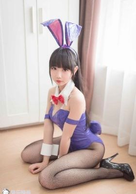 三个美妇跪着用嘴伺候高h_国产剧在线观看