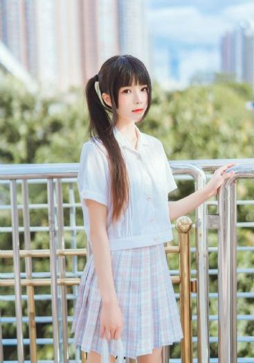 扒丝袜pisiwa影院_1080P在线播放观看