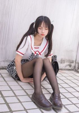 何泓姗短剧_720免费在线播放
